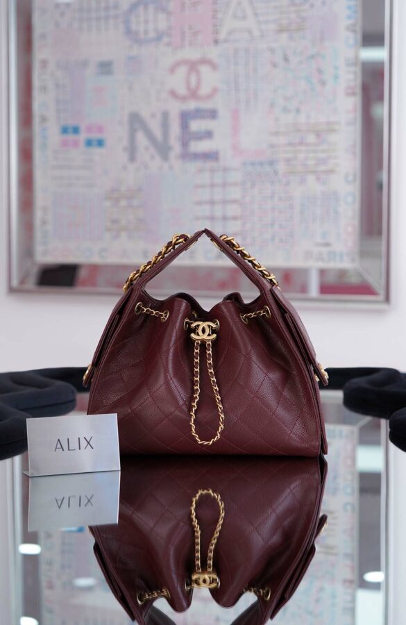 CHANEL 25 – SMALL – BURGUNDY – CAVIAR – AGED GOLD